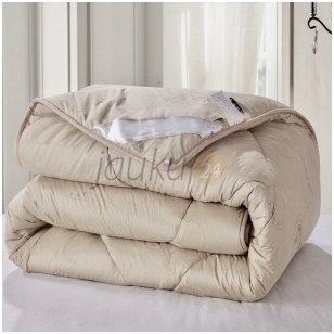 Žieminė antklodė su kupranugario vilnos užpildu (450 g/m²)
